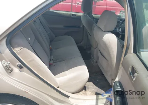 2005 Toyota Camry Le from USA, damaged, VIN 4T1BE30KX5U079332